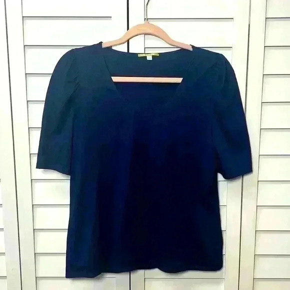 Gianni Bini Scoop Neck Short Sleeve Top Size Small Navy - Picture 1 of 5